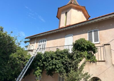 couvreur frejus